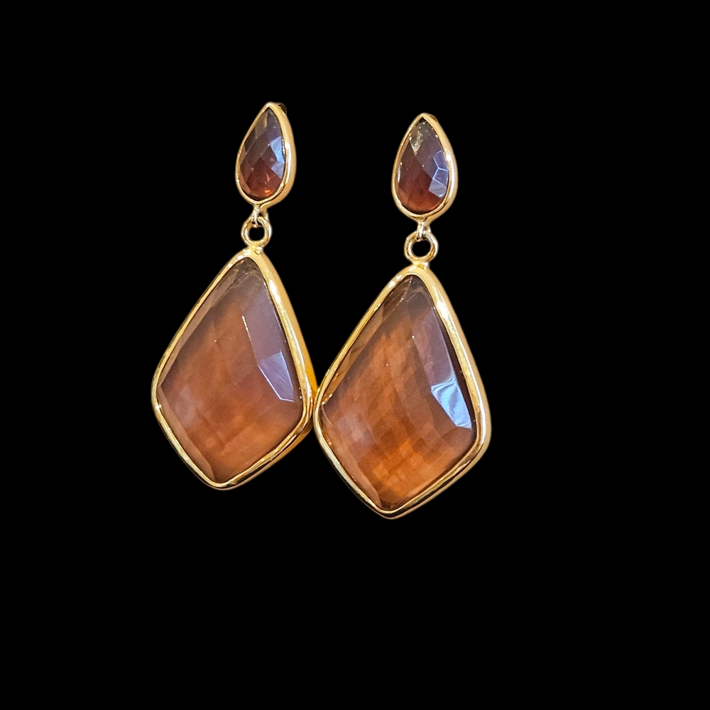 NWT - Elegant Gold and Burgundy Drop Earrings